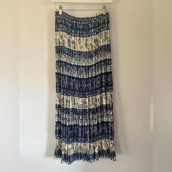 Wrangler Prairie Rose Collection Floral Pattern Pleated Maxi Skirt - Picture 6 of 9